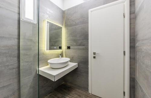 Kodrra Apartment | Saranda Beach Living - 1BR Apartment