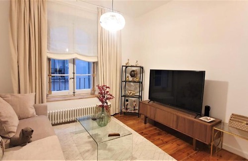 Pamplona City Centre Apartment | Sarasate Luxury by Clabao