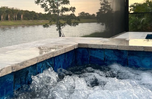Venice House | Sarasota National Pool & Golf w/2 golf club memberships included!