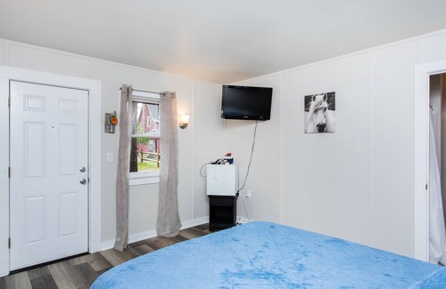 Malta Cabin | Saratoga Cabins #8- Just minutes to SPAC, Saratoga Lake & the Track