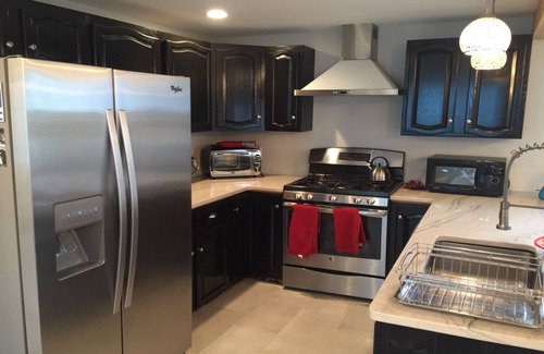 Saratoga Springs Apartment | Saratoga East Side: 10 Minute Walk to Broadway, 4 Min Walk to Track!