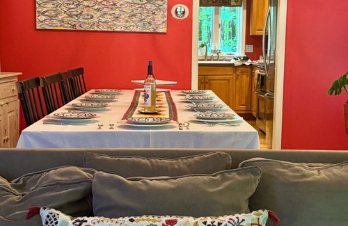 Saratoga Springs House | Saratoga Springs 4-bedroom Oasis-5 min to track- with Heated In Ground Pool & AC