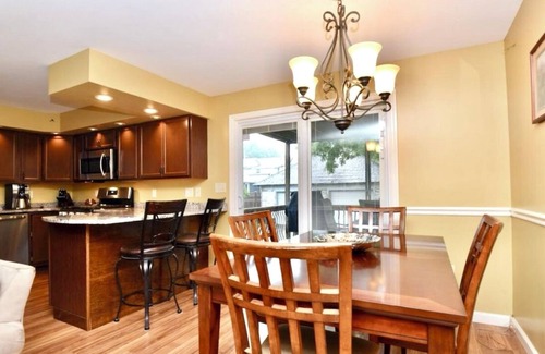 Saratoga Springs Apartment | Saratoga Track Season! 11 Minute Walk to Broadway!