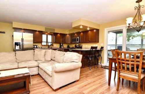 Saratoga Springs Apartment | Saratoga Track Season! 11 Minute Walk to Broadway!
