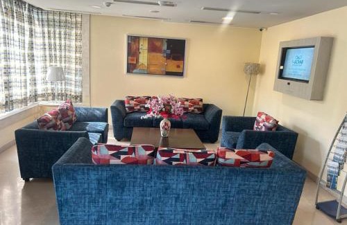 Naraina Hotel | Sarovar Portico Naraina, Hotel