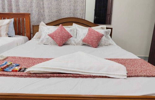 Tiruchirappalli Hotel | Sarvik Residency