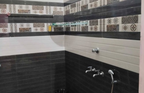 Tiruchirappalli Hotel | Sarvik Residency