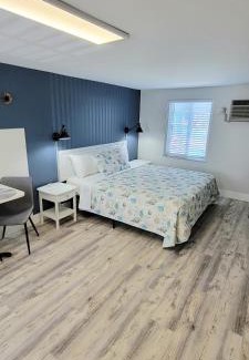Treasure Island Hotel | Satellite Motel