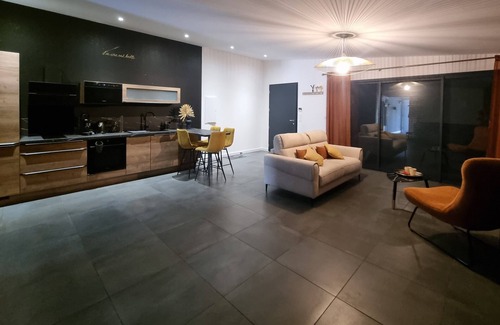 Plerin House | Sauna and jacuzzi, close to the beach, a place to relax!