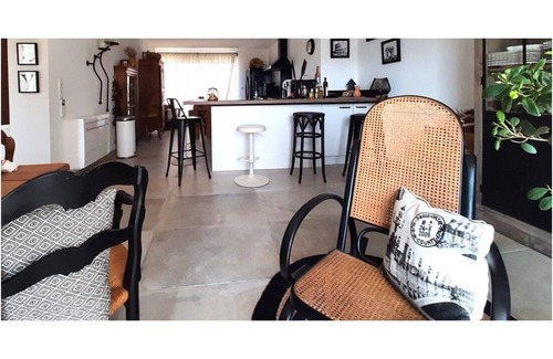 Sauveterre House | Sauveterre, village house 10 minutes from Avignon with swimming pool