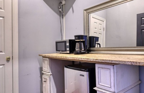 Old West Broad Neighborhood House | Savannah Frederick - 2nd floor