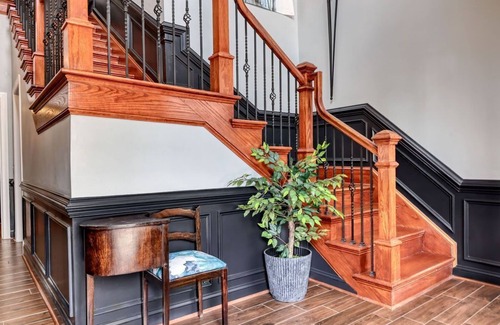Old West Broad Neighborhood House | Savannah Frederick - 2nd floor