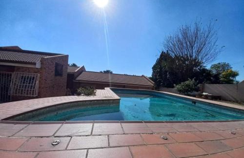Emalahleni Apartment | Saveways budget suite