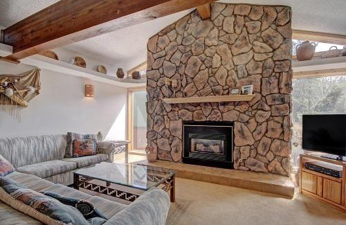 Historic District Apartment | Sawmill Creek Condo 309 by Great Western Lodging