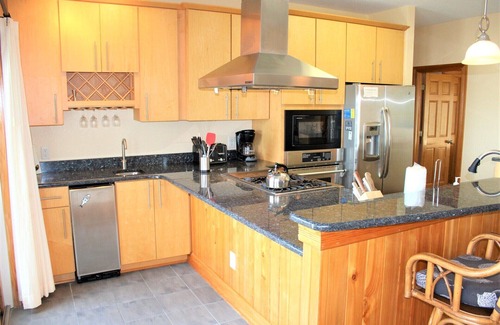 Manteo Condo | SBC606 - Shallowbag Bay Club 606