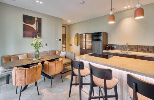 Den Burg Apartment | Scape Residences
