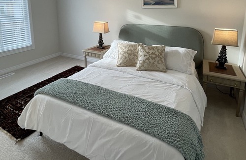 Stoney Creek House | Scenic House , Hosted by Salman in Hamilton