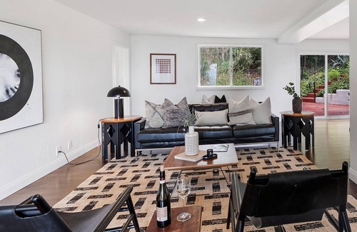 Country Club Cottage | Scenic Ocean View Guesthouse w/ Rooftop Deck & Canyon Views Near Country Club