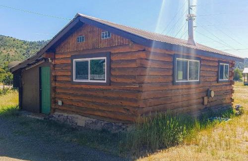 South Fork Hotel | Scenic Solitude
