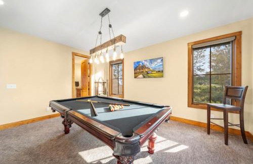 Sugar Mountain House | Scenic Solitude