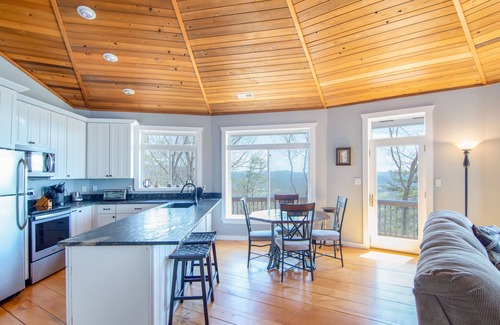 Pisgah Forest Cabin | Scenic Views and Outdoor Paradise