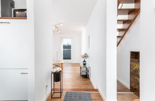 Saarbruecken Apartment | Schicke zentrale Maisonette-Wohnung mit City-View
