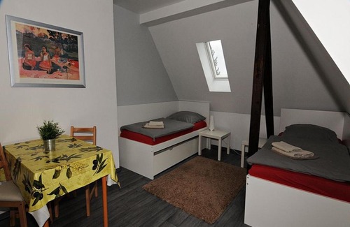 Schalke-Nord Apartment | SchlafGElegenheit