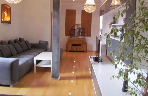 Unterallgau House | Schnuckelige Wohnung f 4 Pers, Privatparkplatz und -garten, Zentral und Ländlich