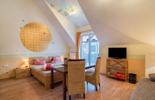 Sasbachwalden Apartment | Schusterjunge Aparthotel Haus