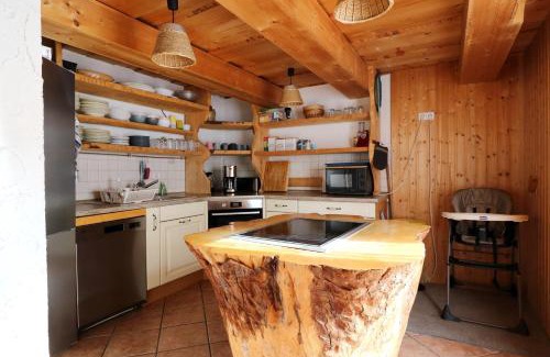 Lenzkirch House | Schwarzwaldhaus Krebs - Villa Kunterbunt, Lenzkirch, Feldberg