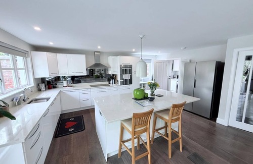 North Berwick House | Scotlands most loved costal town-4 bed detached home and garden. Golf, beaches