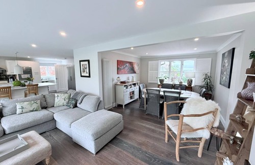 North Berwick House | Scotlands most loved costal town-4 bed detached home and garden. Golf, beaches