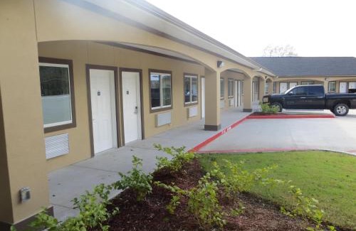 Baytown Hotel | Scottish Inn & Suites Baytown