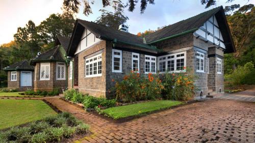 Ragala Villa | Scottish Planter Bungalow- Thema Collection