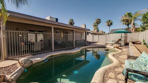 Paradise Valley Village House | Scottsdale Kierland 3 Bdrm with Sparkling Pool