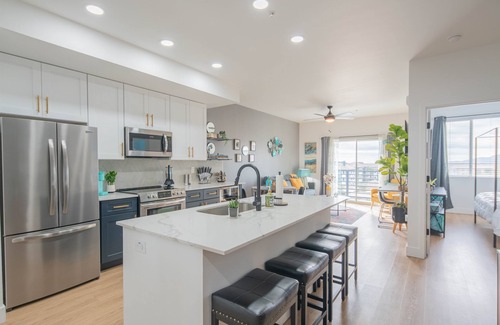 Desert View Village Condo | Scottsdale Rodeo⟫ Pool w/Views※King Bed⁂Parking