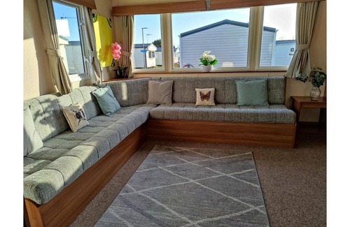 Scratby House | Scratby Static Caravan In Norfolk Next To Beach