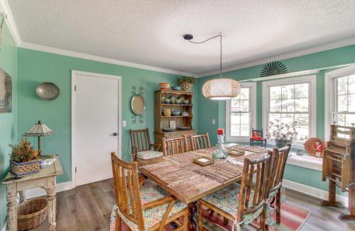 Ashford House | Screened Porch Peaceful Country Escape in Ashford