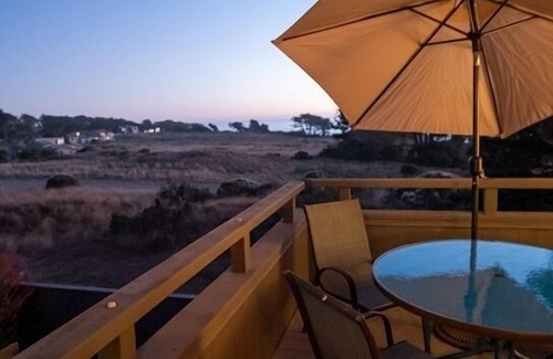 Sea Ranch House | Sculpture Point (2-Bedroom Home) - Pets Allowed by RedAwning