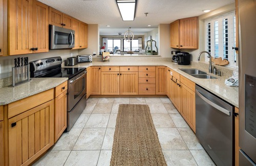 Fort Walton Beach Condo | SD 712: Wave Whisperer - Your Front Row Seat to Beachfront Bliss!