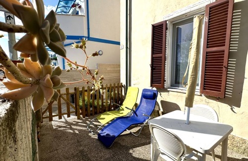 Senigallia Apartment | SE096 - Senigallia, comfortable two-room apartment facing the sea