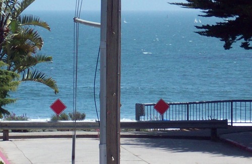 Seabright House | Sea Angel Open Since 2006-Ocean Views-Steps to Seabright Beach-4 Night Minimum