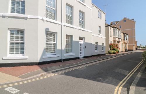Teignmouth Apartment | Sea Aster