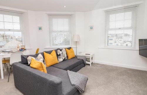 Teignmouth Apartment | Sea Aster