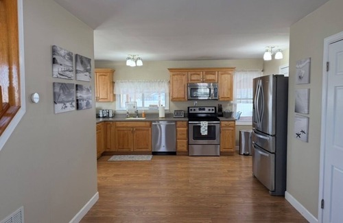 Villas House | Sea Breeze By The Bay- Pet Friendly!