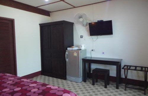 Khanom Hotel | Sea Breeze House, Naiplao Beach
