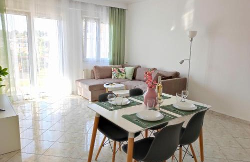 Neoi Epivates Apartment | Sea Breeze II Apartment