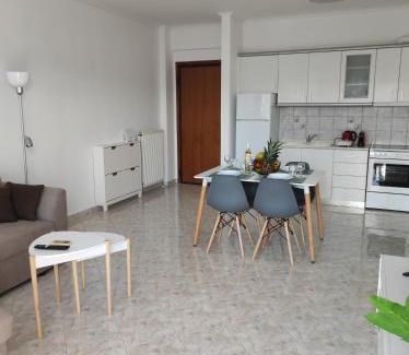 Neoi Epivates Apartment | Sea Breeze II Apartment