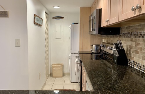 Bethany Beach Condo | Sea Colony 2 BDRM, Sleeps 7 amazing