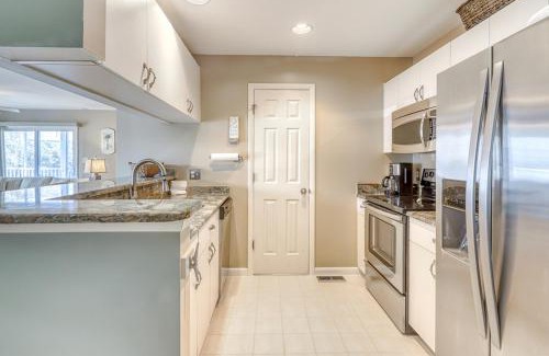 Bethany Beach Apartment | Sea Colony - 53022 Lakeshore Dr